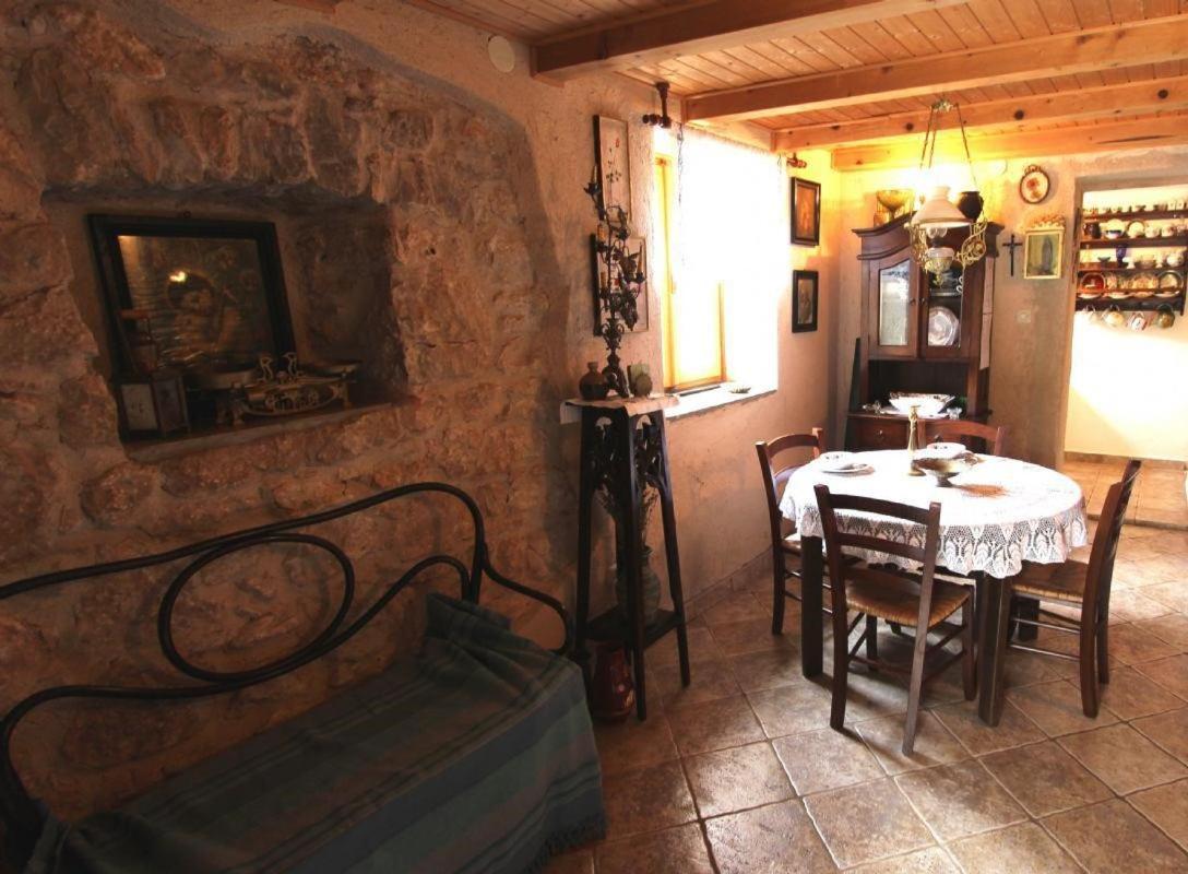 Apartmani Puric Malinska Bagian luar foto